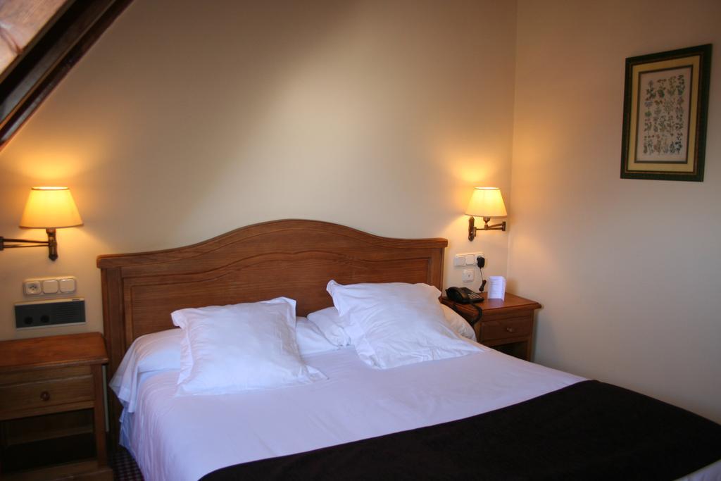 Hotel Chalet Bassibe Baqueira Beret Εξωτερικό φωτογραφία