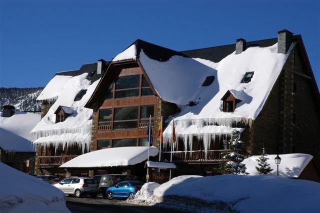 Hotel Chalet Bassibe Baqueira Beret Εξωτερικό φωτογραφία
