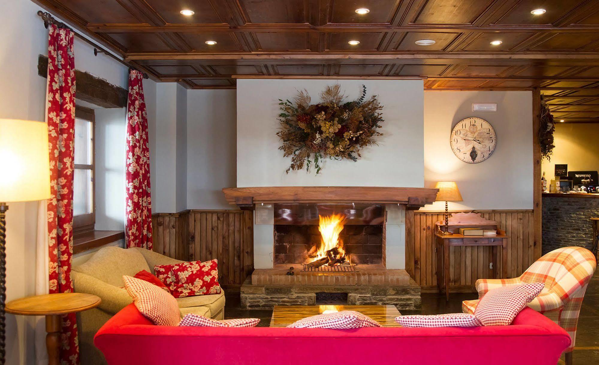 Hotel Chalet Bassibe Baqueira Beret Εξωτερικό φωτογραφία