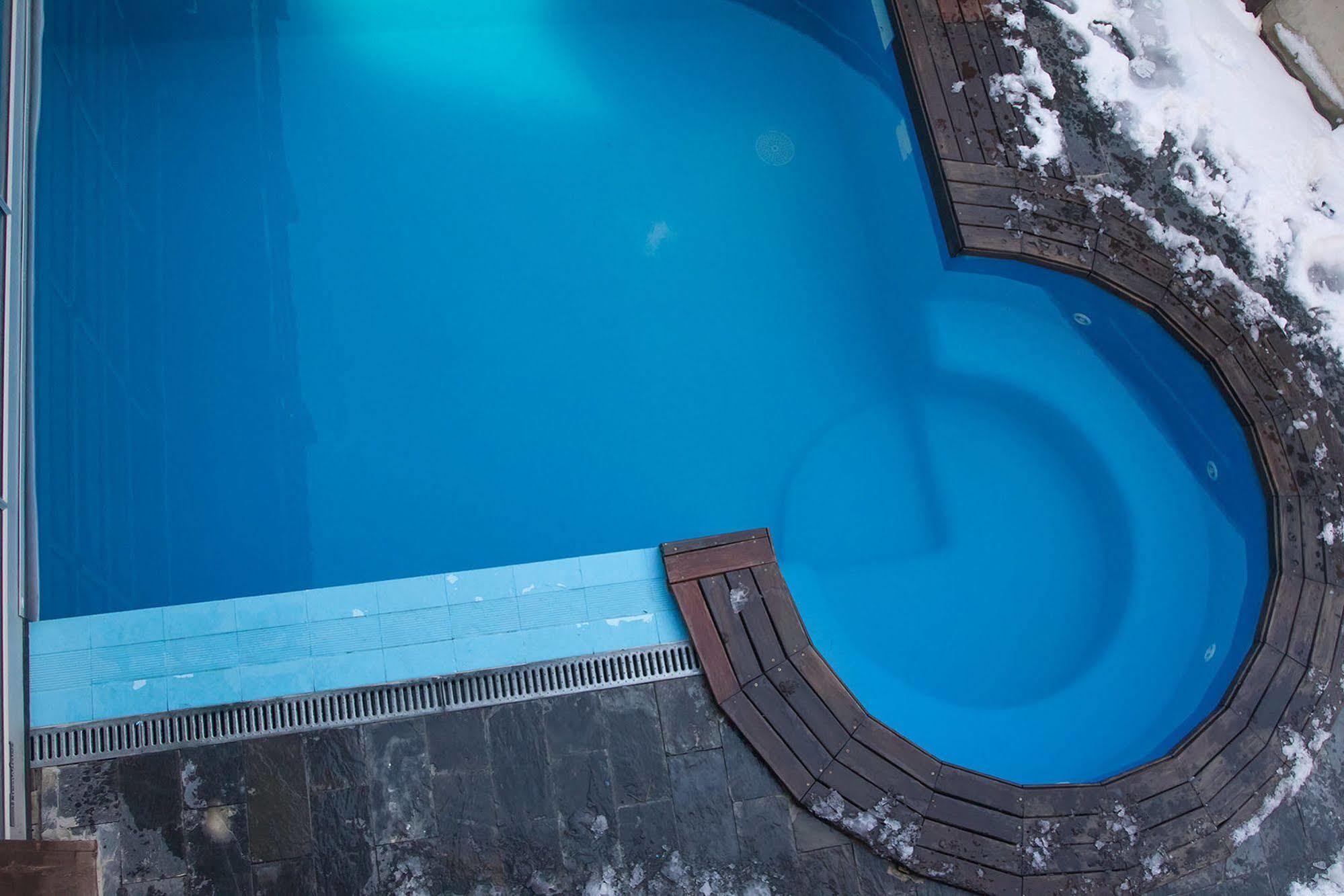 Hotel Chalet Bassibe Baqueira Beret Εξωτερικό φωτογραφία